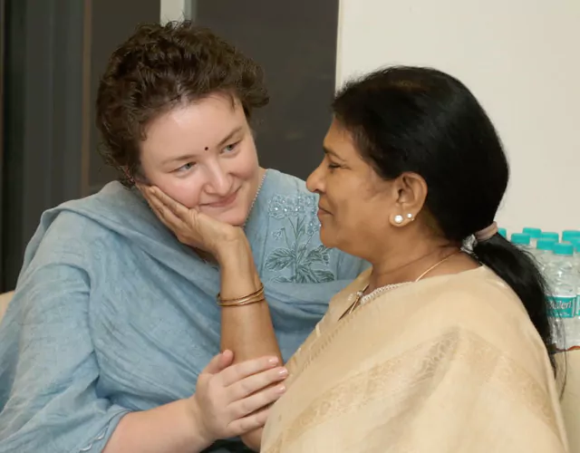 Pawan Kalyan wife Anna Lezhneva Pays Homage to Allu Kanakaratnam